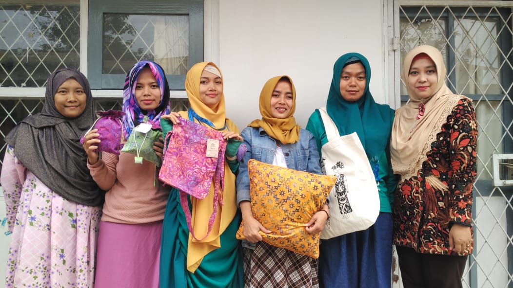 The production of YUM's merchandise has empowered a group of women in Cipanas by providing job opportunities and income.