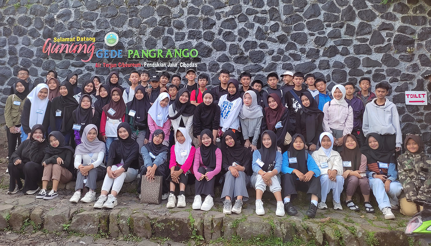 Laughter, teamwork, and discovery filled the air during YUM’s Youth Capacity Building Camp 2025, where 58 junior and senior high school students spent two days exploring, learning, and bonding.